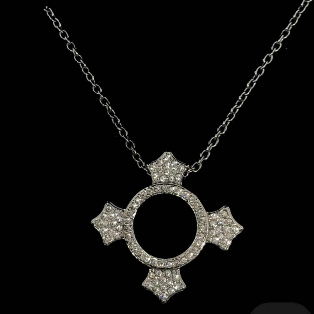 Swarovski crystal necklace with pendant